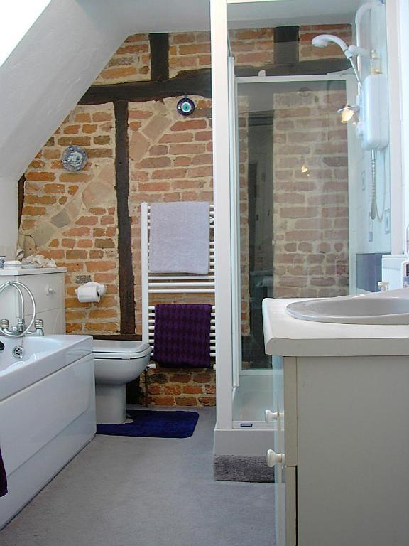 The Old Stables B&B Winslow Стая снимка